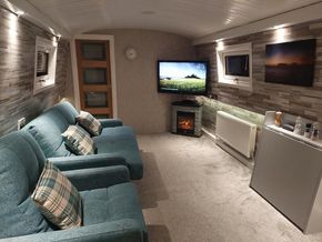 saloon