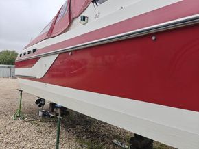 Hunton Gazelle 42  - Hull Close Up