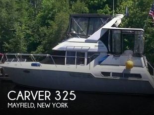 1998 Carver 325 Aft Cabin