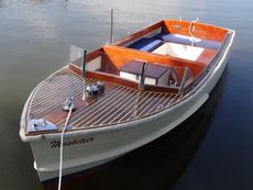 1961 Camper & Nicholson - Classic Wooden Launch Motorboat