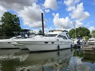 2000 Sealine F43 Flybridge