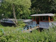 Houseboat barge with mooring liveaboard wide beam 80ftx14ft lighter