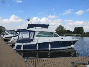 2004 Beneteau 9.80