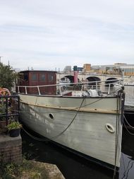 Classic TSMY Motor Boat