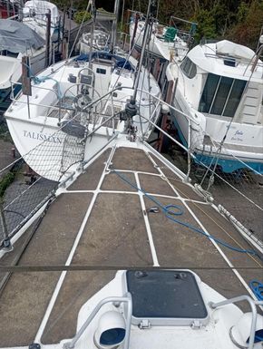 Deck View Bow