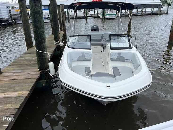 2023 Bayliner vr6