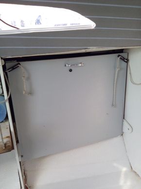Chart table - stowed