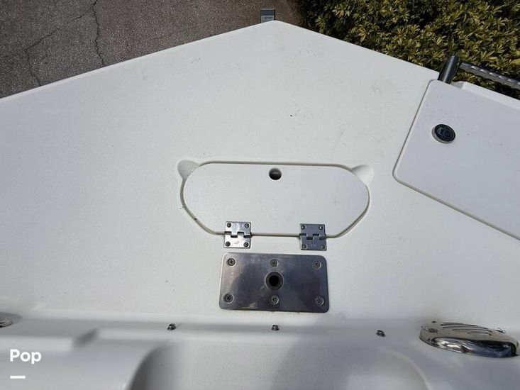 2016 NauticStar 223 DC Sport Deck
