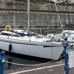 1984 Jeanneau  Attalia 32