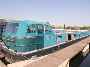 Madness 70' Burscough widebeam. One year free mooring at Roydon Marina