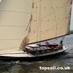 1986 Easticks 28 Custom River Cruiser (Electric) - topsail.co.uk