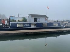 Colecraft 48' Cruiser Stern