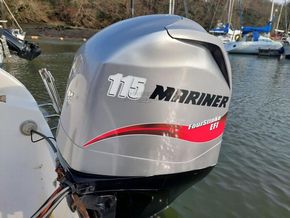 Galeon Galia 640  - Engine