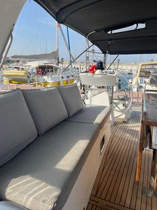 2016 Beneteau Oceanis 60