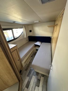 Cabine