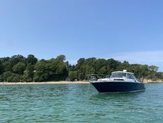 Solent Spear 35 - Rare Modern Classic Motor Yacht