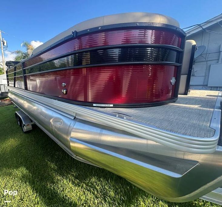 2022 Bimini lx 220 slrc