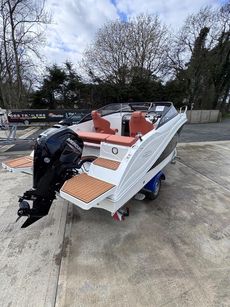 Okiboats Barracuda 585 DC