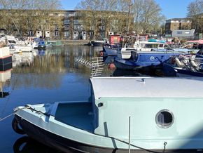 Sought after location on South Dock Marina