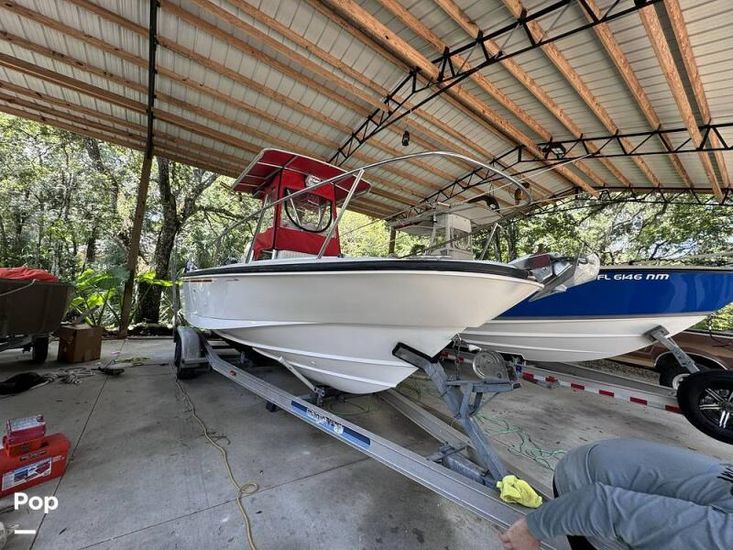 1995 Boston Whaler outrage 210