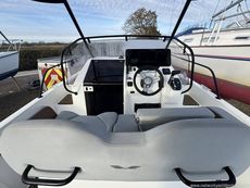 2022 Beneteau Flyer 8 Sundeck