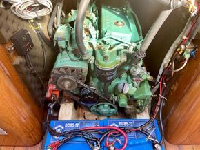 1990 Beneteau First 32s5 29