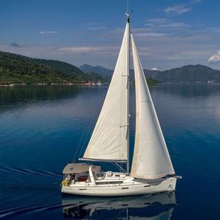 2014 BENETEAU OCEANIS 45