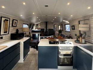 Custom 60ft x 12ft Widebeam Canal Boat