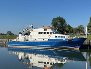 Patrol / lawe enforcement vessel