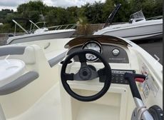 Bayliner XL Element 2016 Motorboat