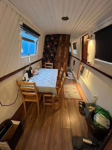 58 ft live aboard narrowboat &lsquo;Aquarius&rsquo;