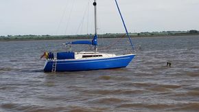 Cobra 750 Bilge keels - Exterior