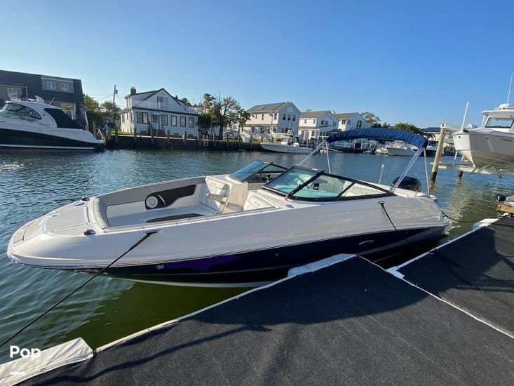 2016 Sea Ray 240 sundeck