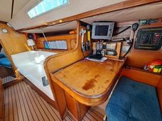 1986 Beneteau First 375