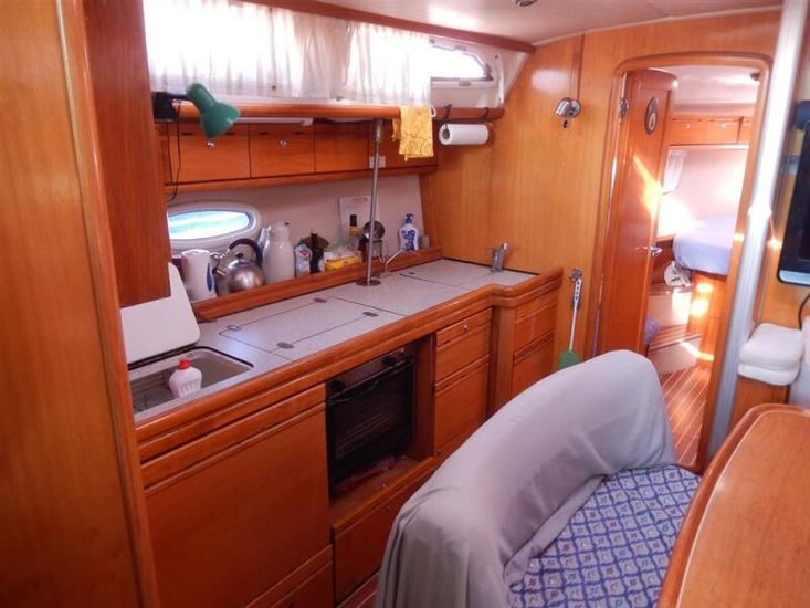 2008 BAVARIA 40 CRUISER