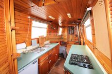 45ft Semi-Traditional stern