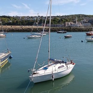 Hunter Sonata 23 sailboat