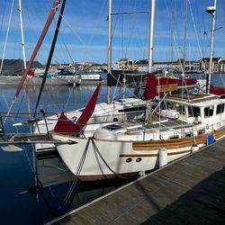 1987 Fisher 34