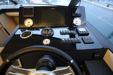 2019 Prestige 420 Fly