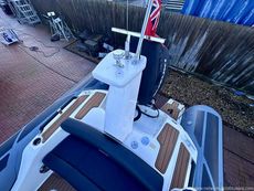 2022 BRIG RIBs Eagle 8