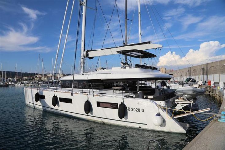 2020 Lagoon 620