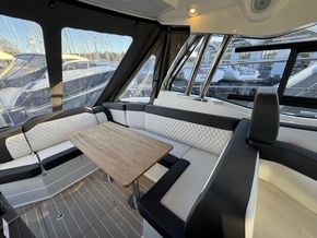 2024 Bavaria SR35 9