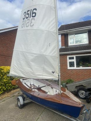 Wooden Solo Dinghy 3516