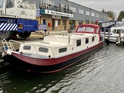 54ft beautiful widebeam Dutch barge