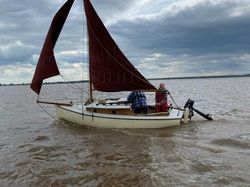 Classic 17-ft gaff-rig yacht "Sprite"