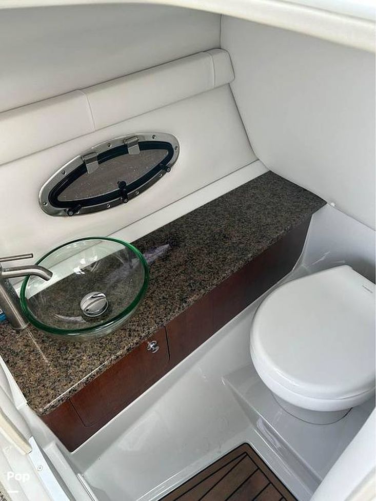 2021 Crownline e280 xs