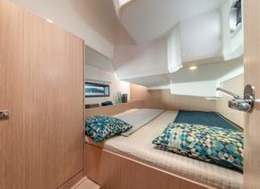2025 Bavaria C42 22