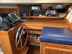 1987 Southerly 100 Lift Keel Cruiser