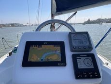 Beautifully maintained Dufour 32 Classic wheel steering shoal draft