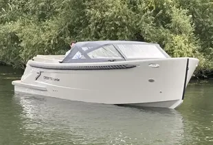 2025 Corsiva 800
